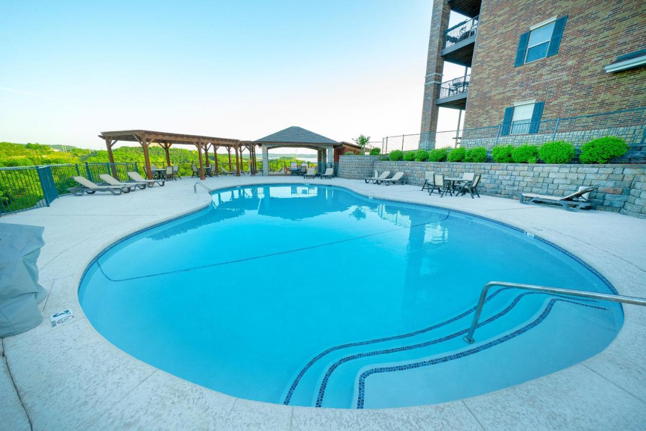 Hotel Majestic At Table Rock Branson Exterior foto
